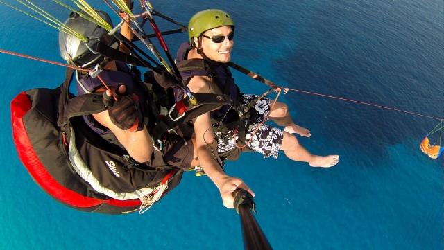 Volando sobre el Caribe.jpg